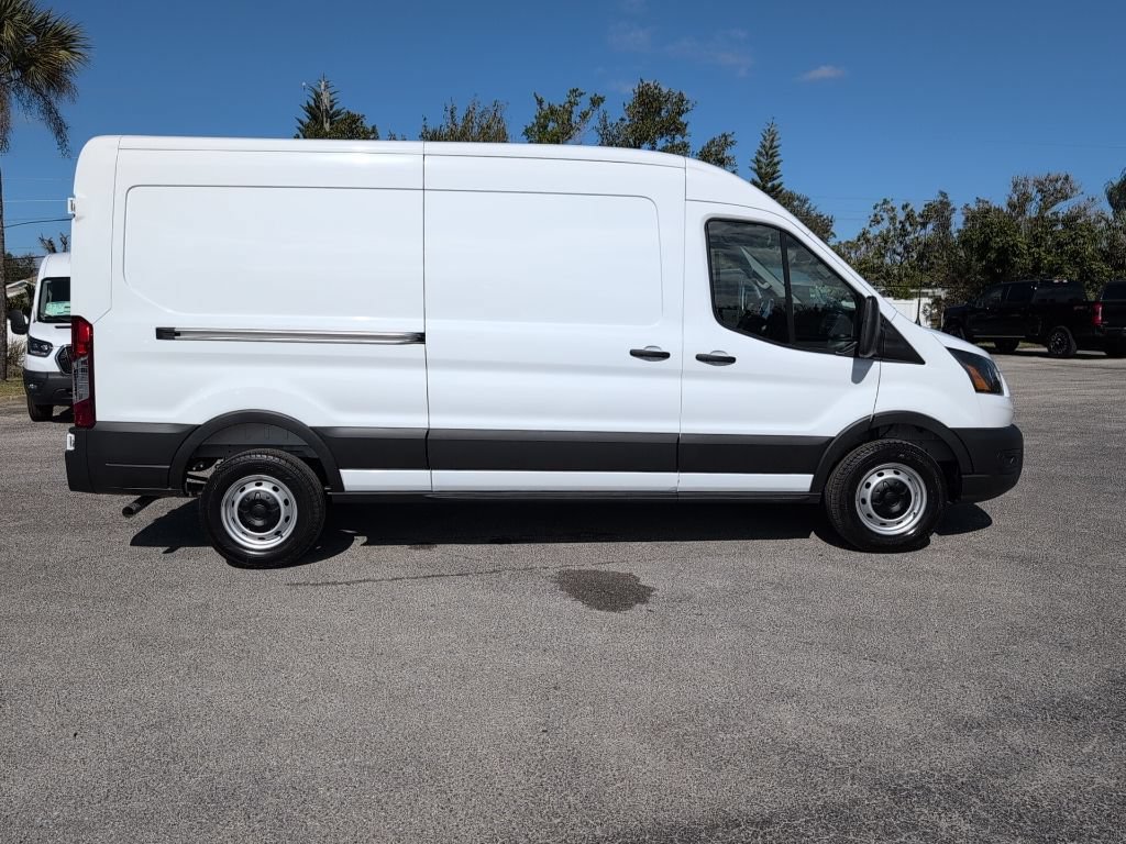 New 2026 Ford Transit 250 148 Medium Roof RWD image 2