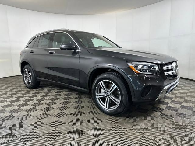 Used 2020 Mercedes-Benz GLC 300 4MATIC image 2