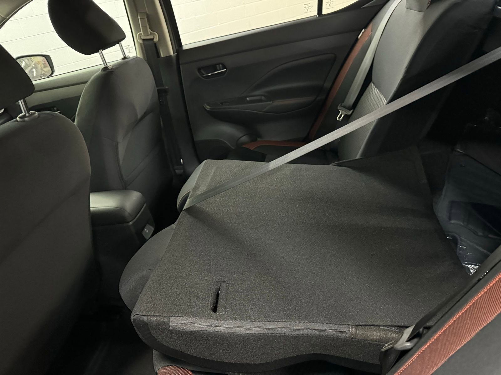 New 2025 Nissan Versa SR image 25