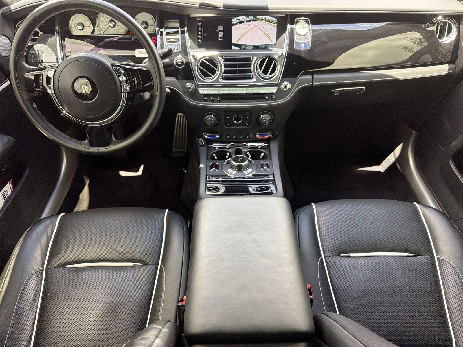 Used 2020 Rolls-Royce Wraith image 14