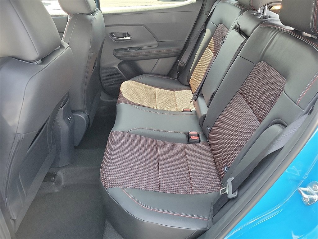 New 2025 Nissan Kicks SR image 12