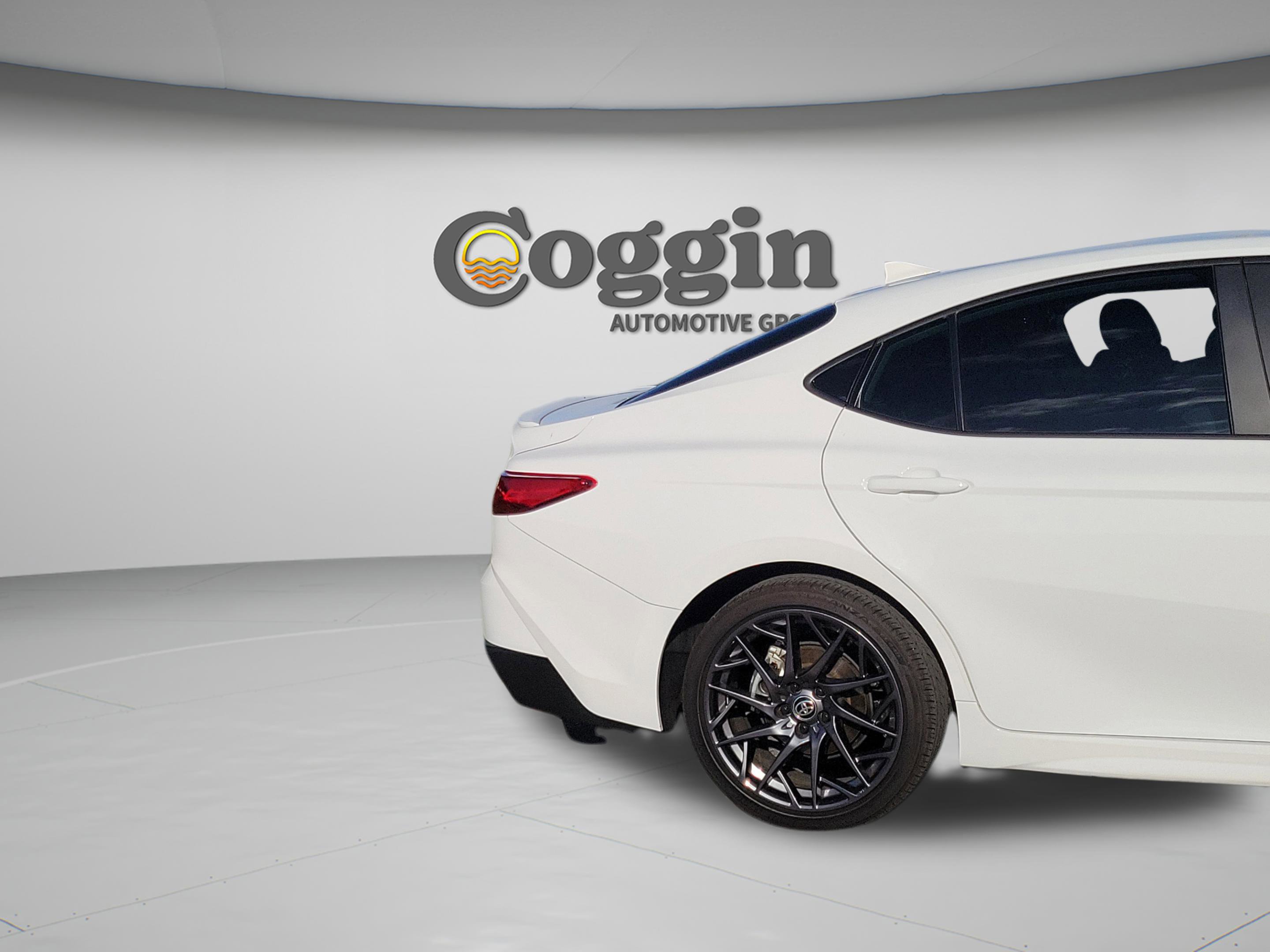Certified 2025 Toyota Camry SE w/ Convenience Package FWD image 12