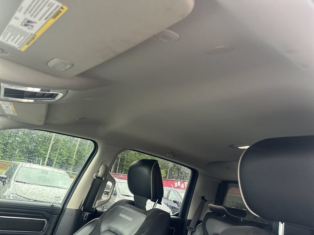 Used 2022 RAM 1500 Laramie AWD/4WD image 32