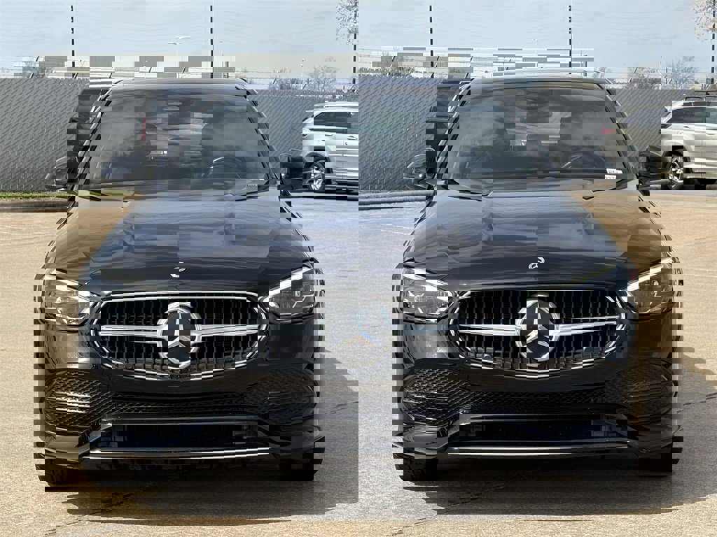 Used 2022 Mercedes-Benz C 300 Sedan image 41