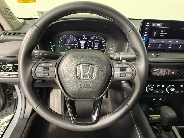 Used 2025 Honda Accord EX-L image 16