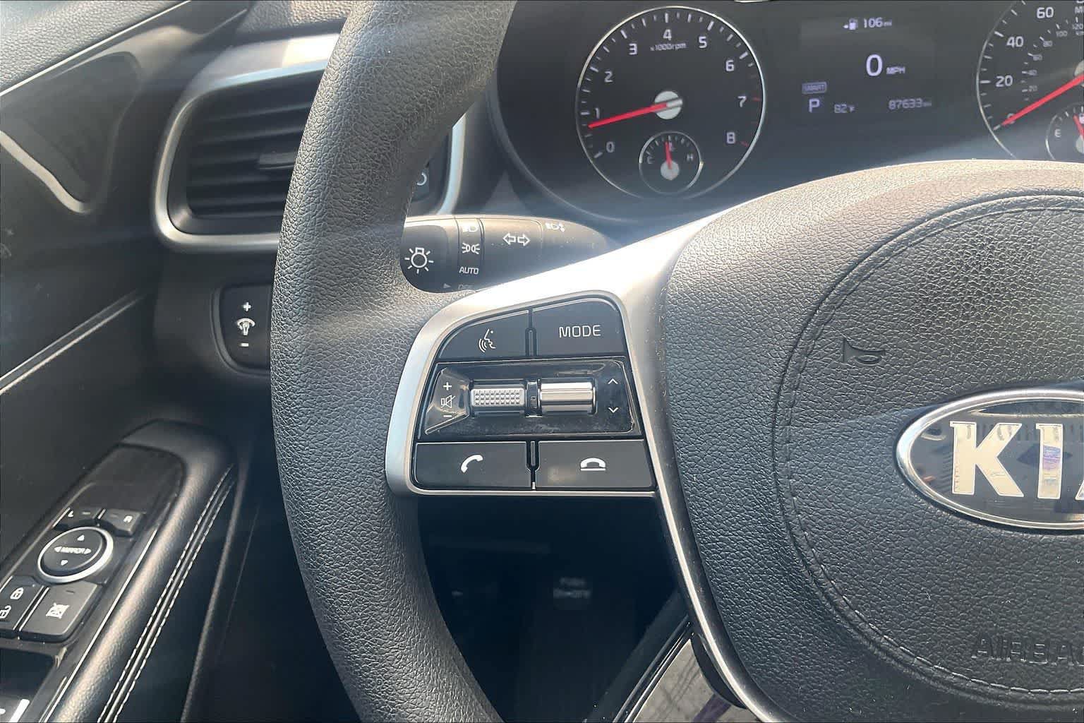 Used 2020 Kia Sorento L FWD image 23