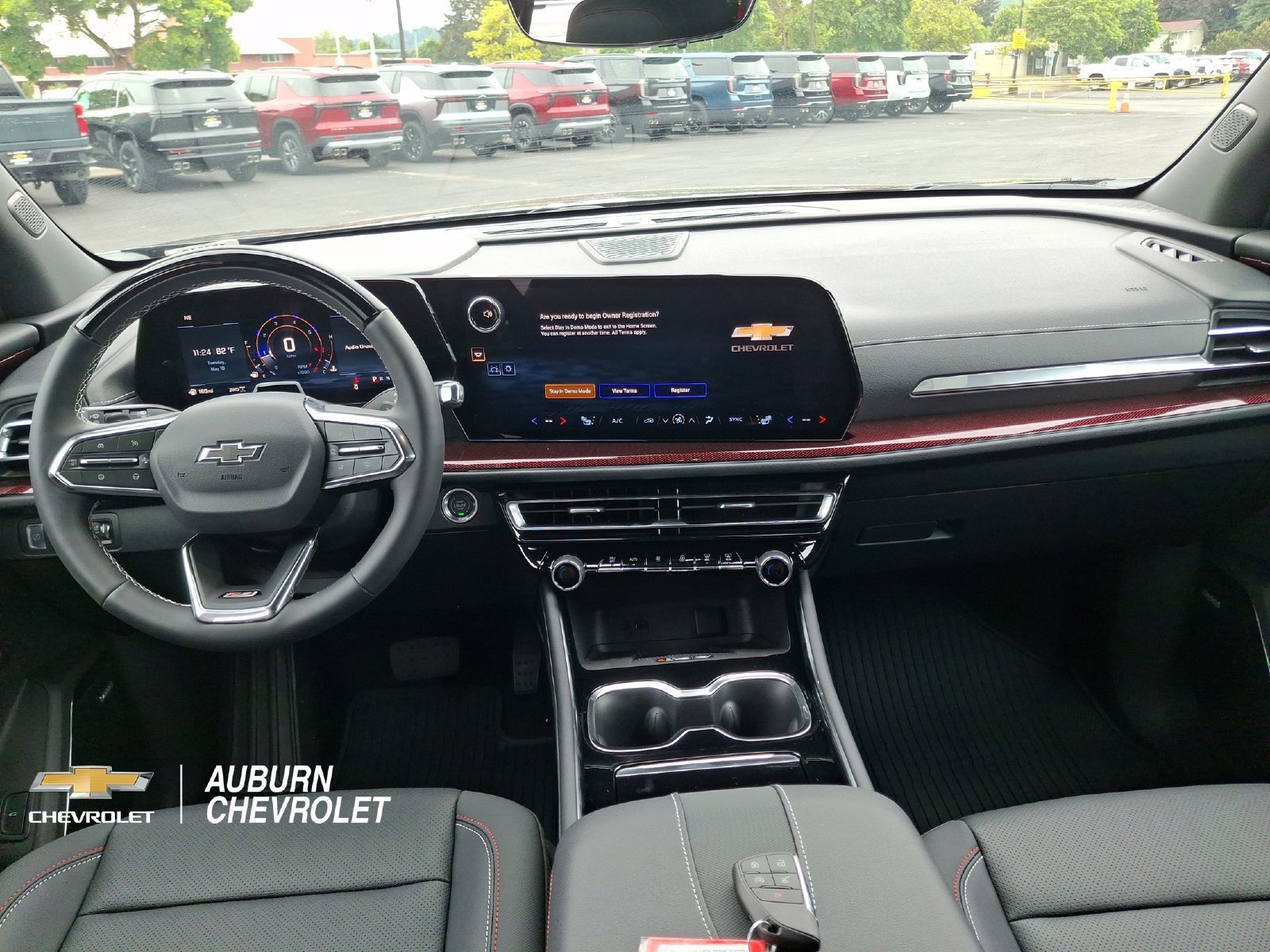 New 2026 Chevrolet Traverse Z71 w/ Enhanced Driving Package AWD/4WD image 9