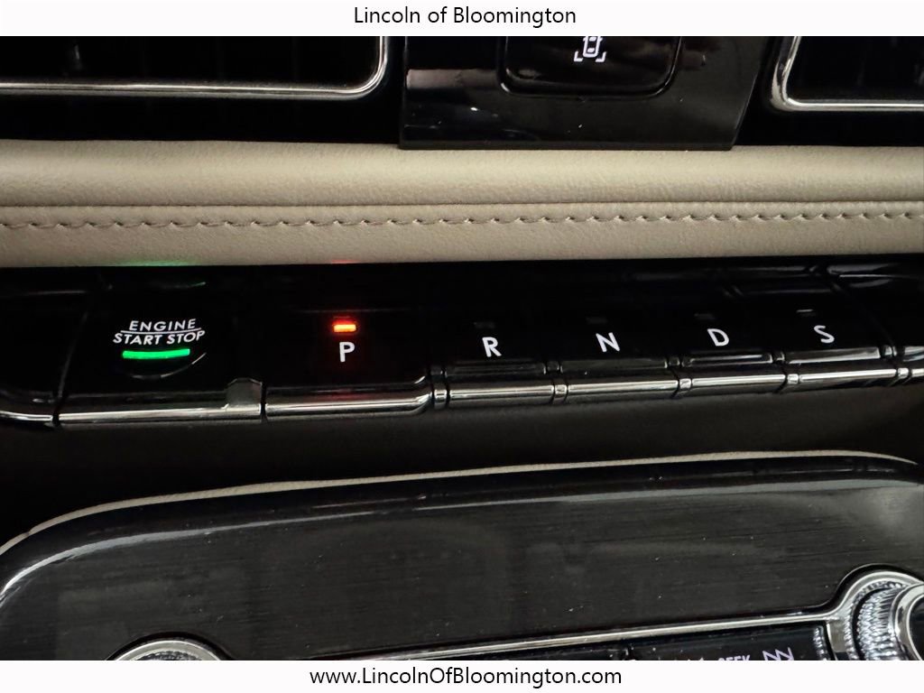 Used 2022 Lincoln Nautilus Reserve w/ Equipment Group 201A AWD/4WD image 54