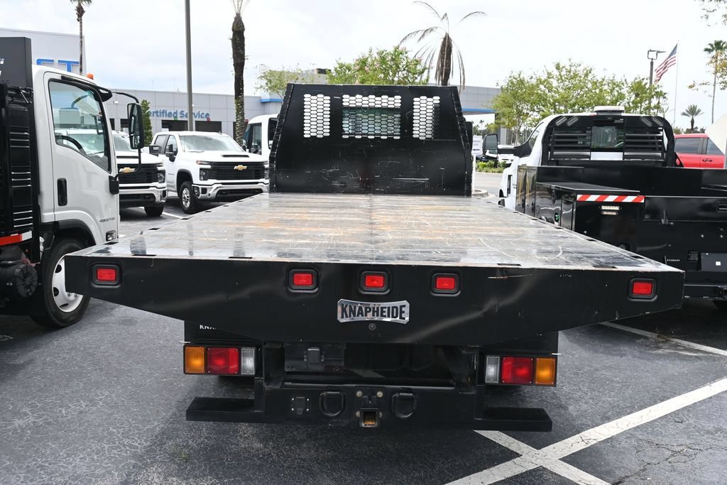 Used 2024 Chevrolet Low Cab Forward RWD image 2