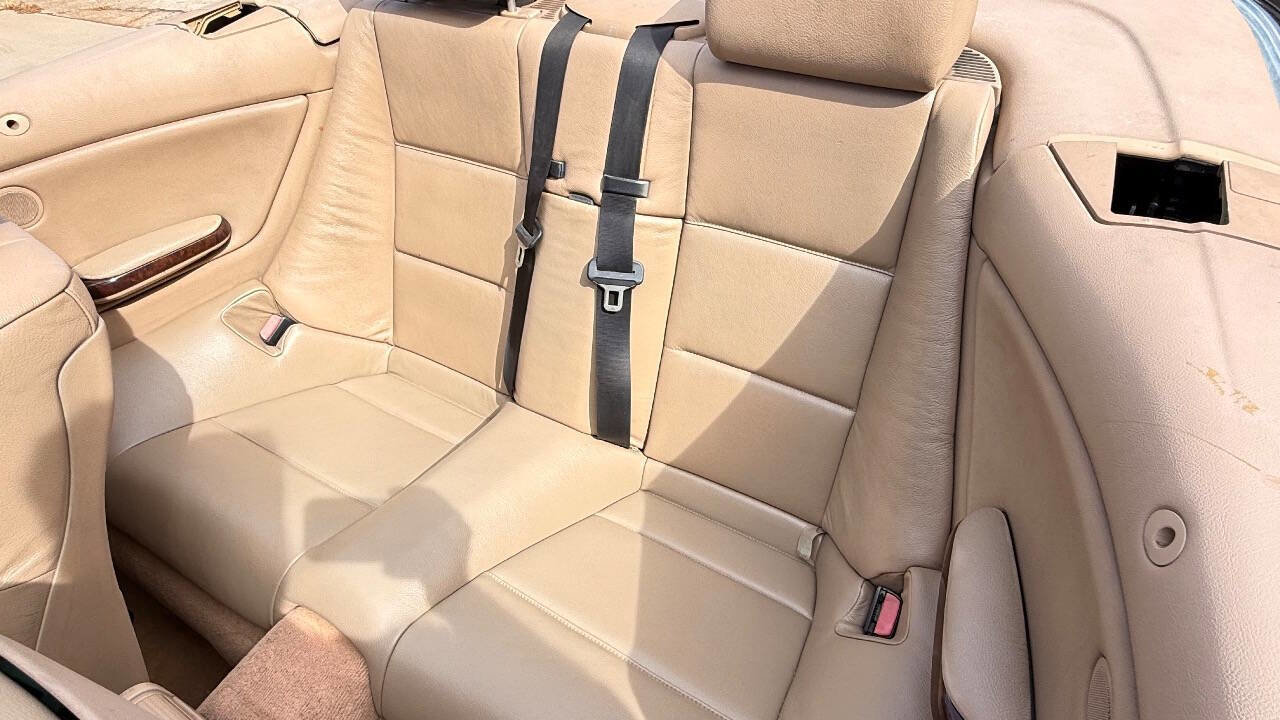 Used 2003 BMW 330Ci Convertible image 35