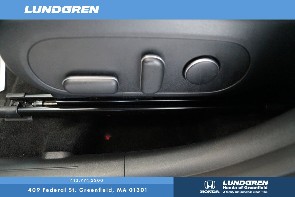 Used 2025 Hyundai Kona SEL AWD/4WD image 14