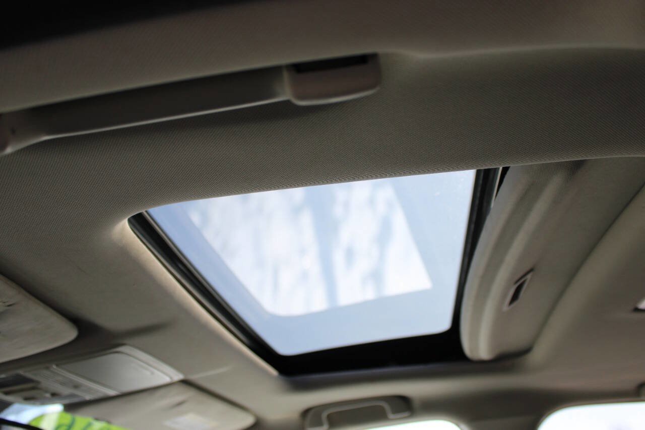 Used 2016 Honda CR-V Touring image 11