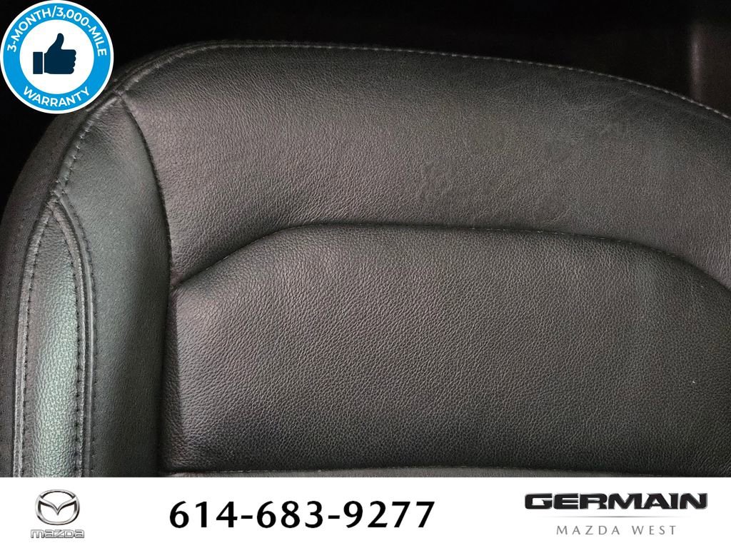 Used 2018 Ford Explorer XLT w/ Equipment Group 202A image 28