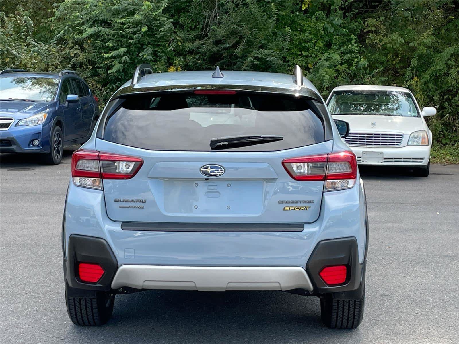 Used 2022 Subaru Crosstrek 2.5i Sport w/ Moonroof Package AWD/4WD image 4