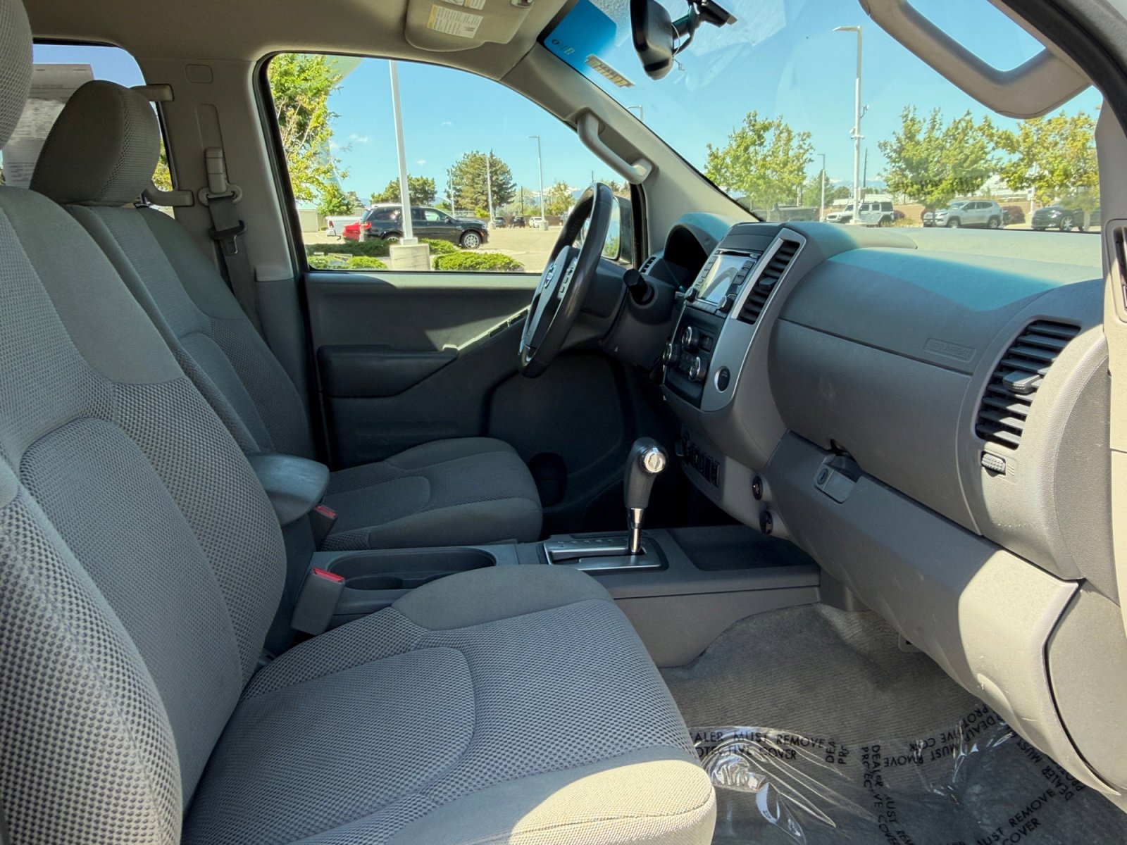 Used 2017 Nissan Frontier SV w/ SV Value Truck Package AWD/4WD image 26