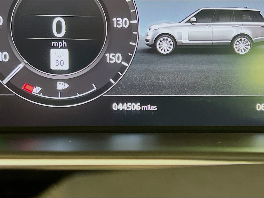 Used 2021 Land Rover Range Rover AWD/4WD image 12