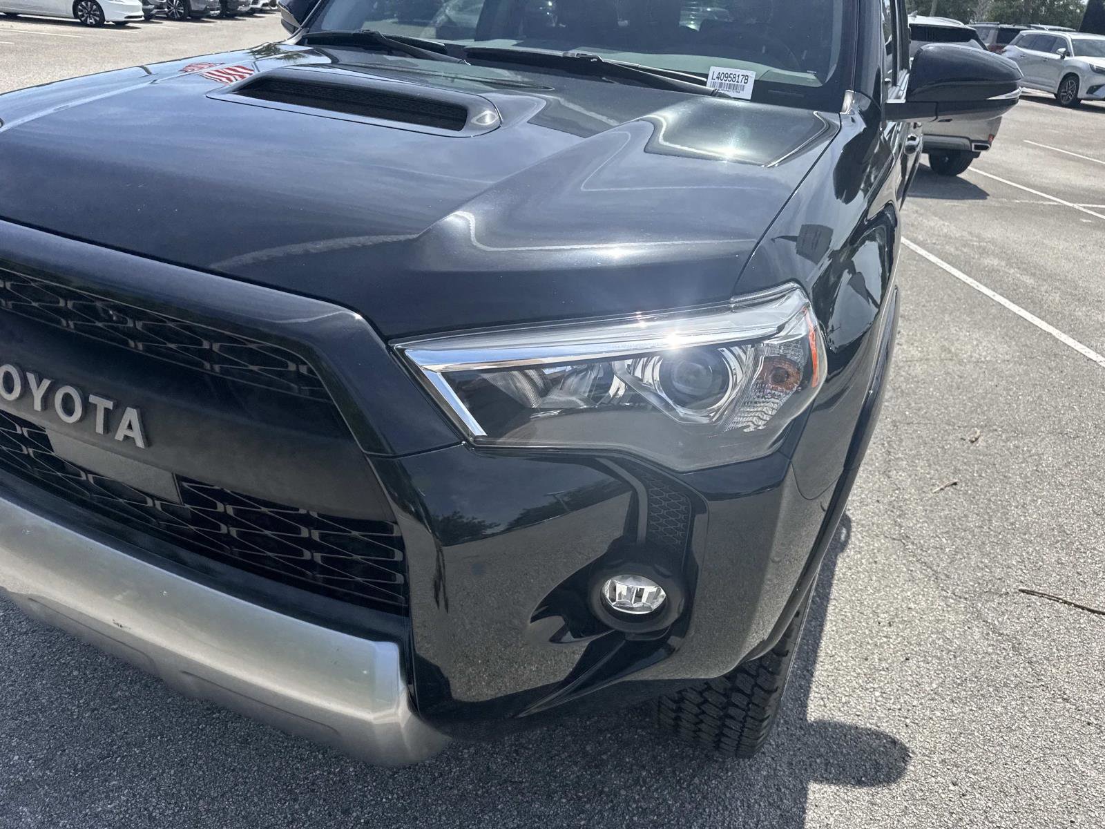 Used 2023 Toyota 4Runner TRD Off-Road Premium w/ Moonroof Package AWD/4WD image 9