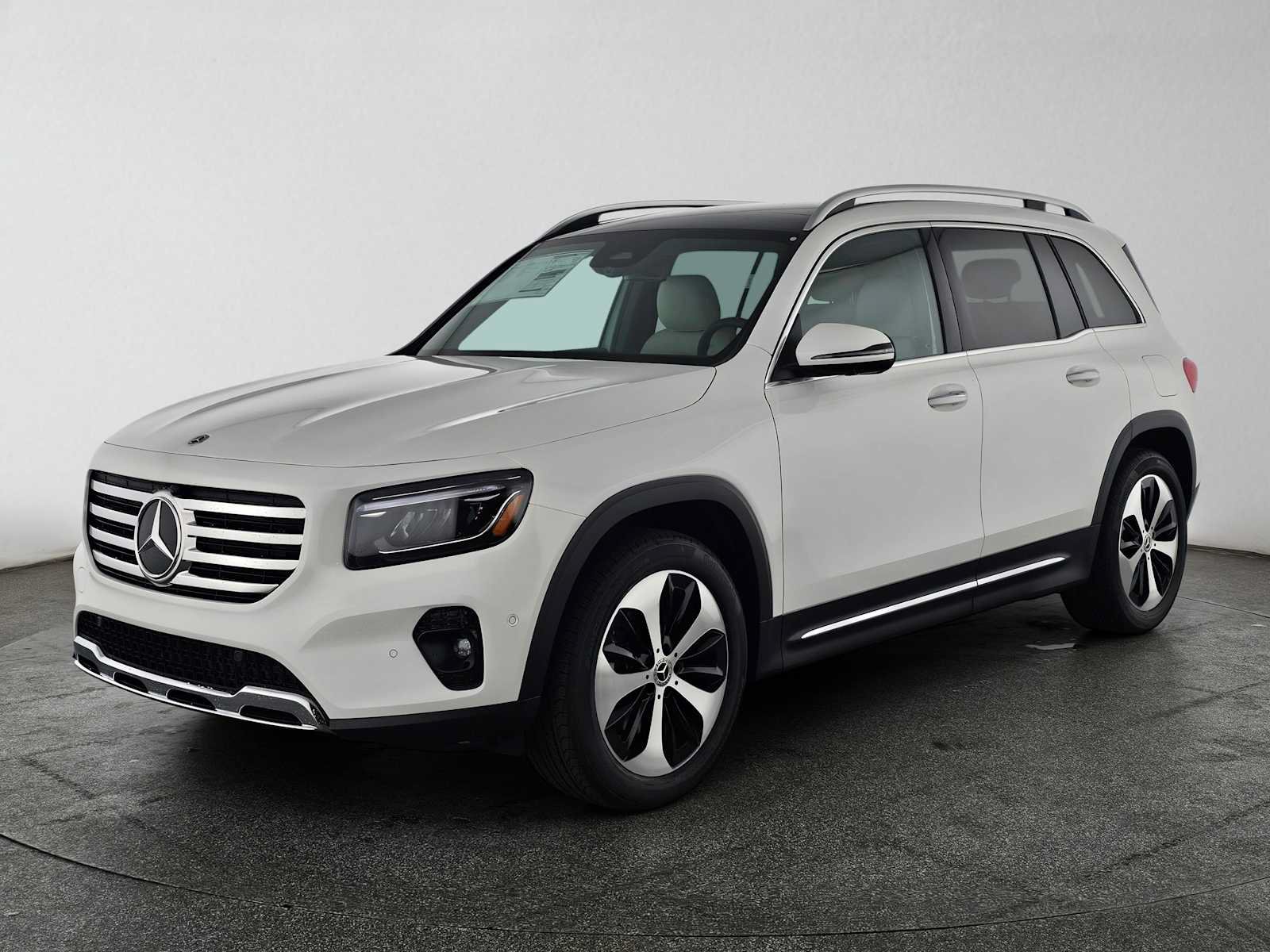 New 2026 Mercedes-Benz GLB 250 image 7