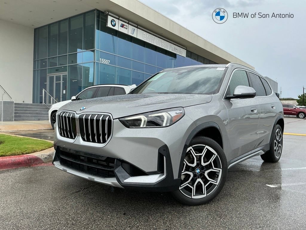 Certified 2025 BMW X1 xDrive28i w/ Convenience Package AWD/4WD image 1