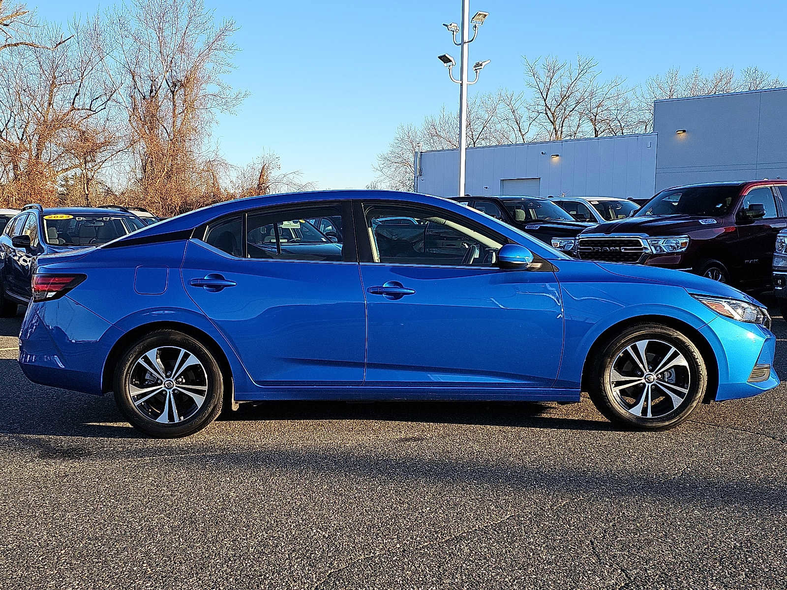 Used 2023 Nissan Sentra SV image 7