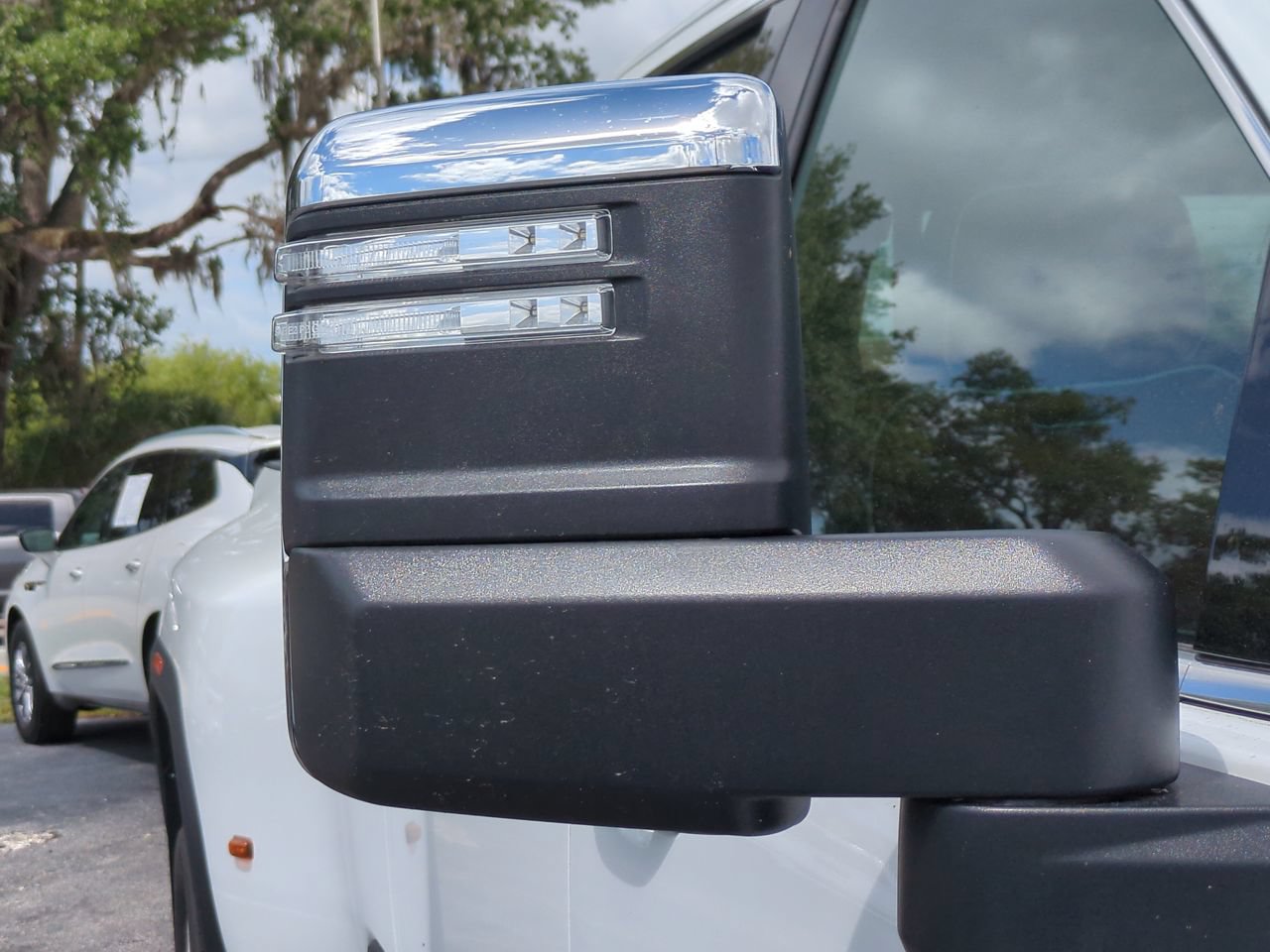 Used 2026 GMC Sierra 3500 Denali Ultimate AWD/4WD image 12