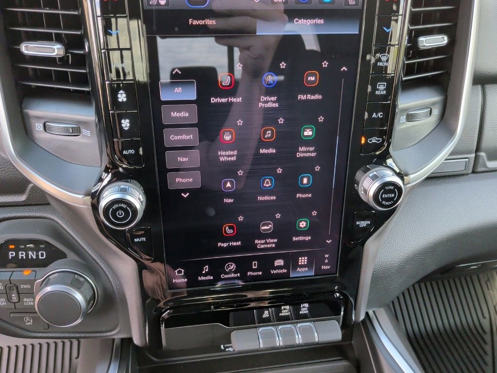New 2026 RAM 1500 4x4 Crew Cab image 27