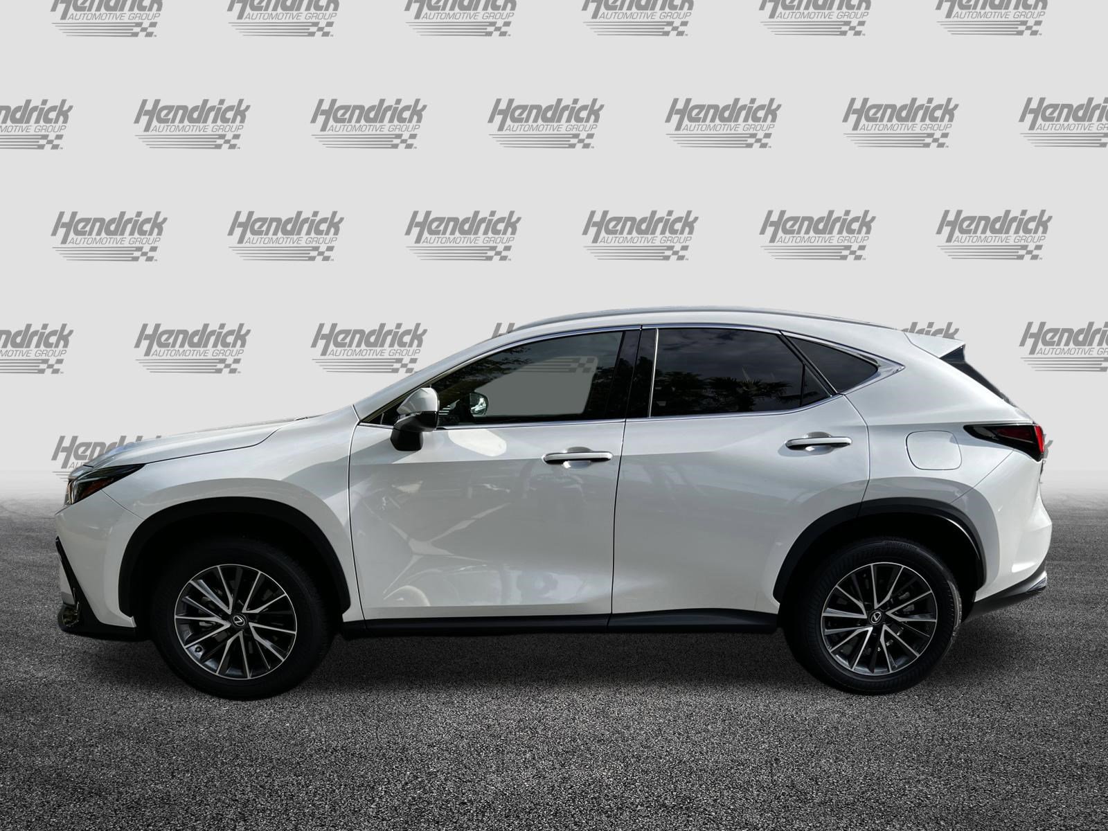 Used 2025 Lexus NX 250 FWD w/ Towing Package (2000 Lbs) image 6