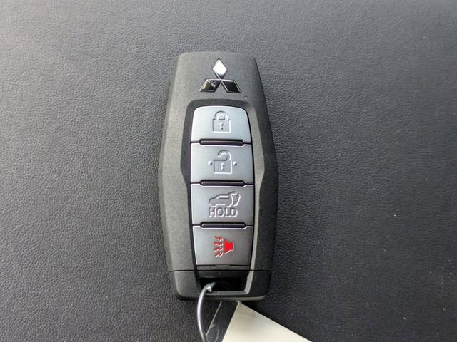 New 2026 Mitsubishi Outlander SEL Black Edition FWD image 35