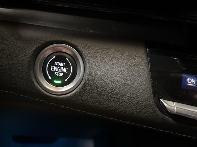 Used 2023 Cadillac Escalade ESV Sport image 35