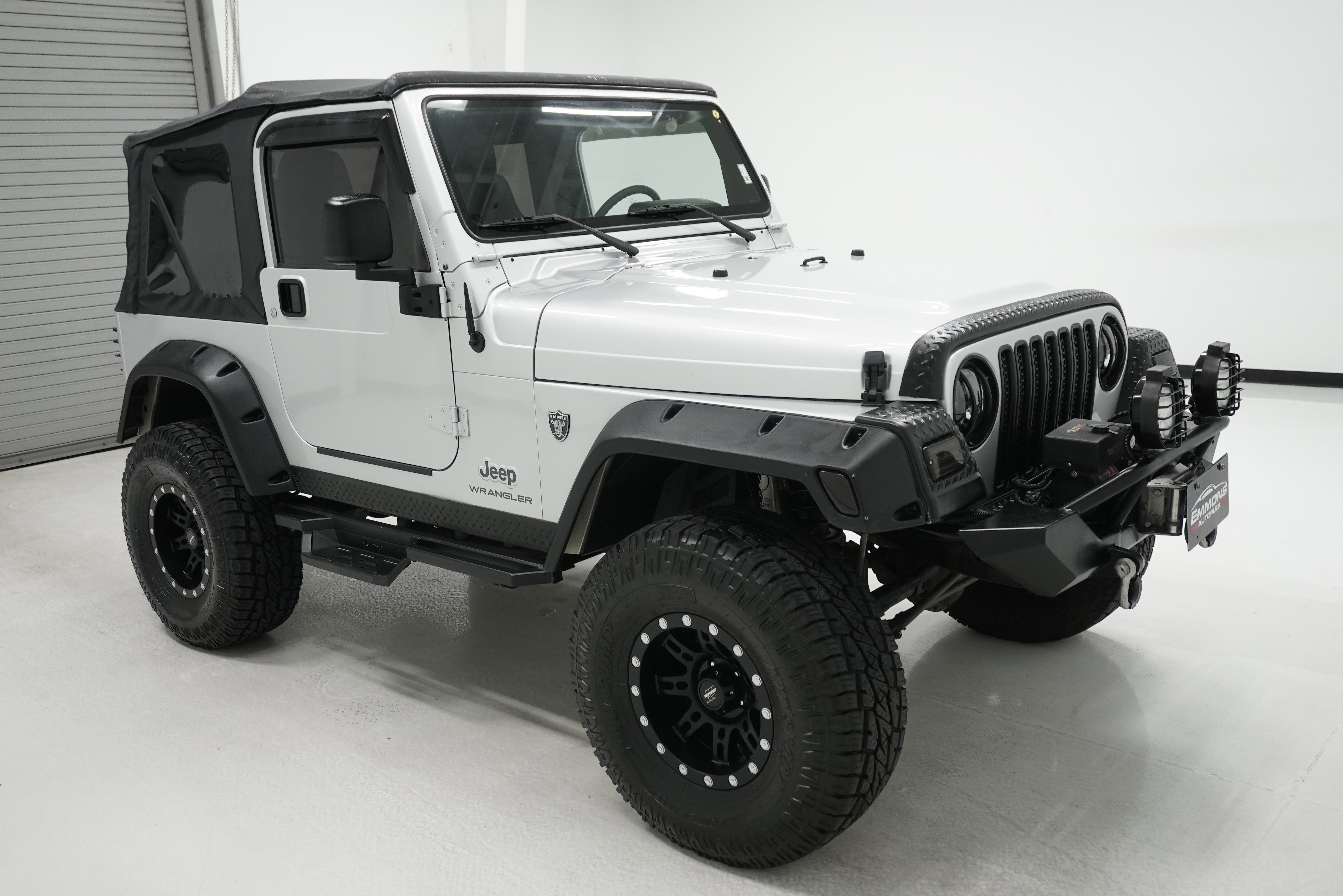 Used 2006 Jeep Wrangler X w/ Premium Audio Group AWD/4WD image 3
