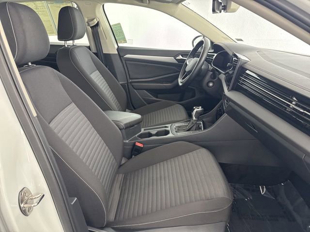 Used 2025 Volkswagen Jetta S image 25