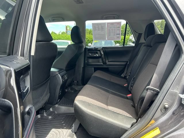 Used 2019 Toyota 4Runner TRD Off-Road AWD/4WD image 17