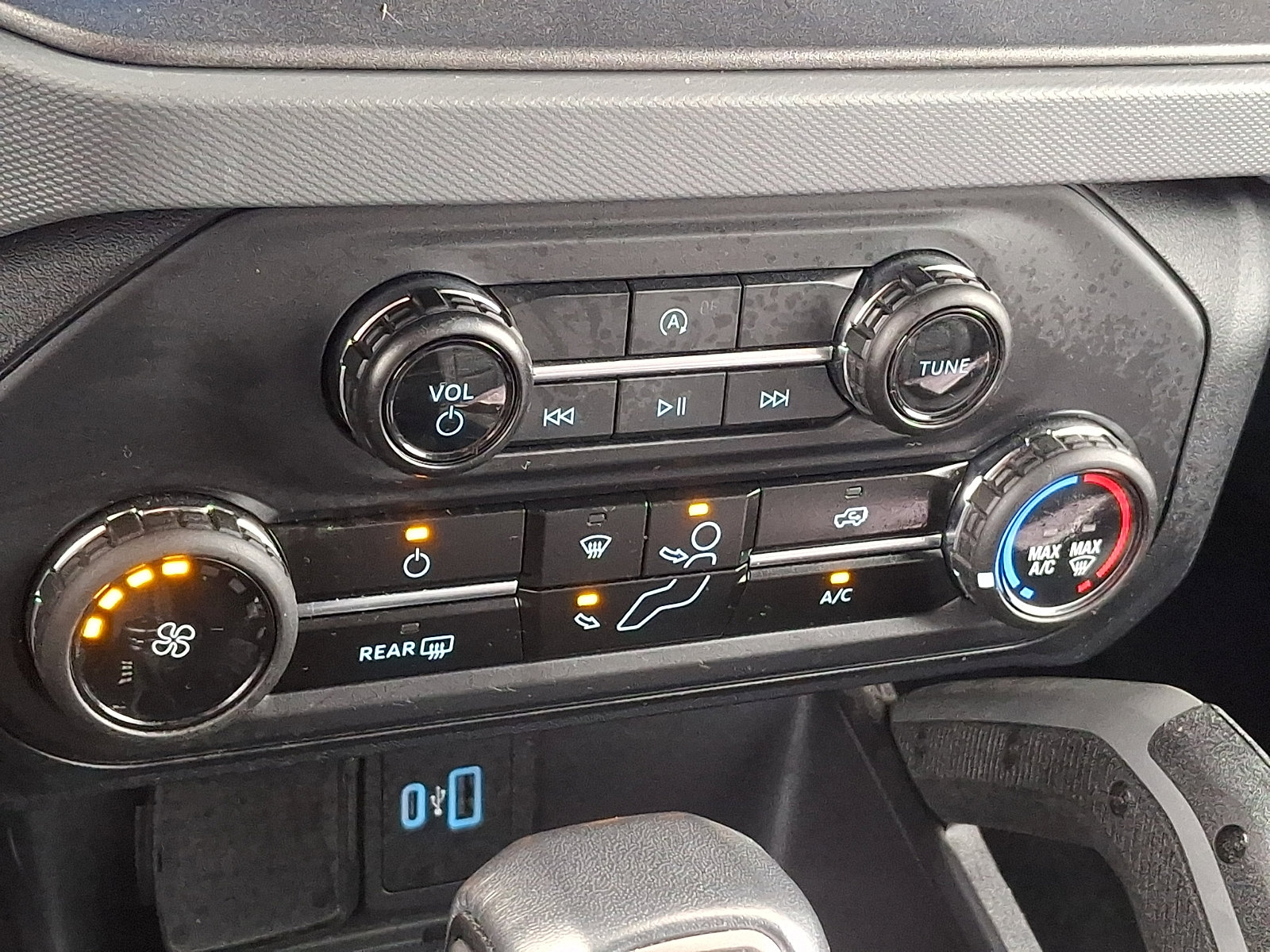 Certified 2024 Ford Bronco Big Bend AWD/4WD image 22