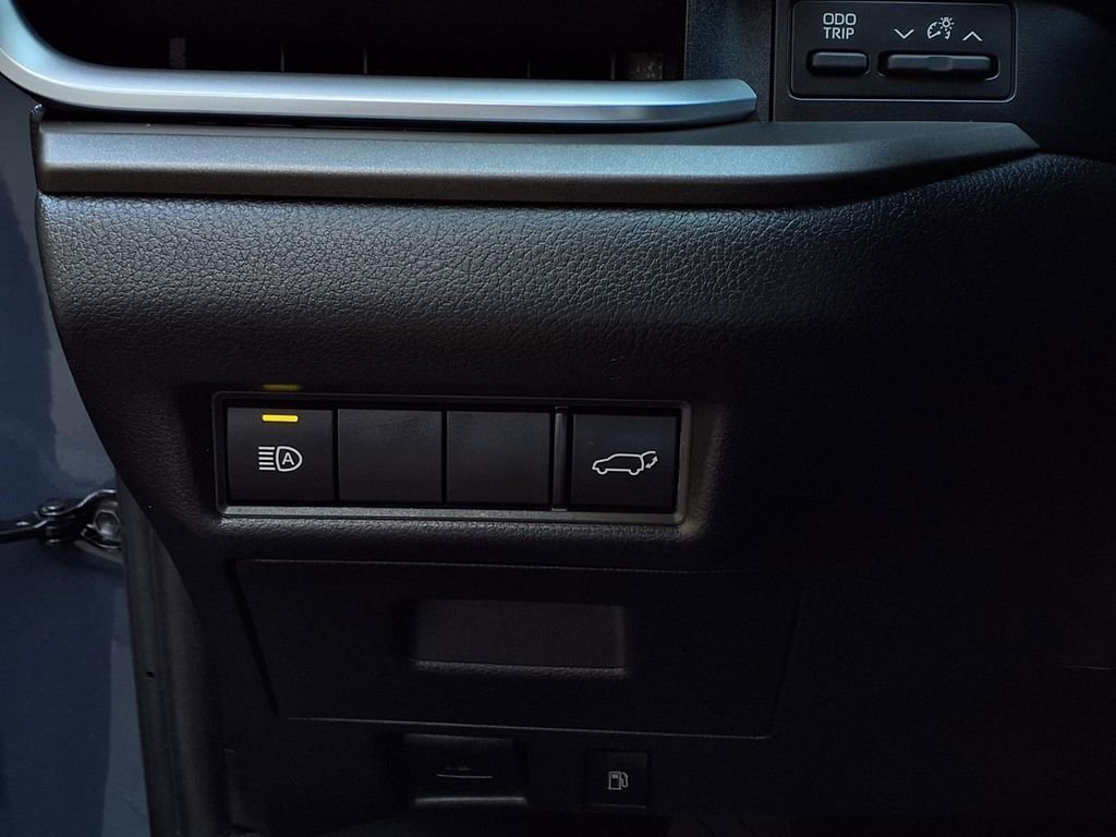 Certified 2024 Toyota Grand Highlander XLE image 40