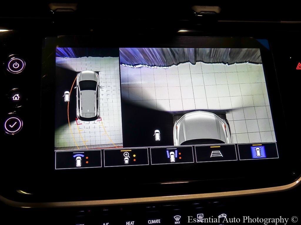 Used 2023 Chevrolet Bolt EUV Premier w/ Sun & Sound Package FWD image 25