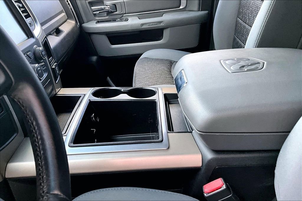 Used 2014 RAM 2500 SLT w/ Luxury Group image 17