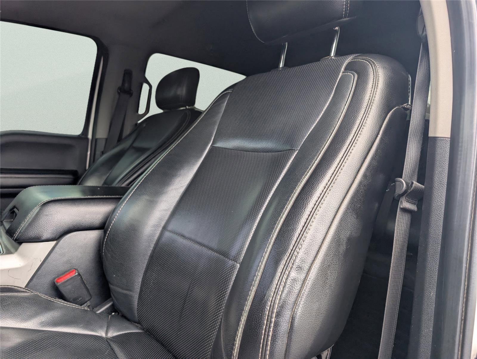 Used 2017 Ford F250 Lariat w/ Chrome Package AWD/4WD image 11