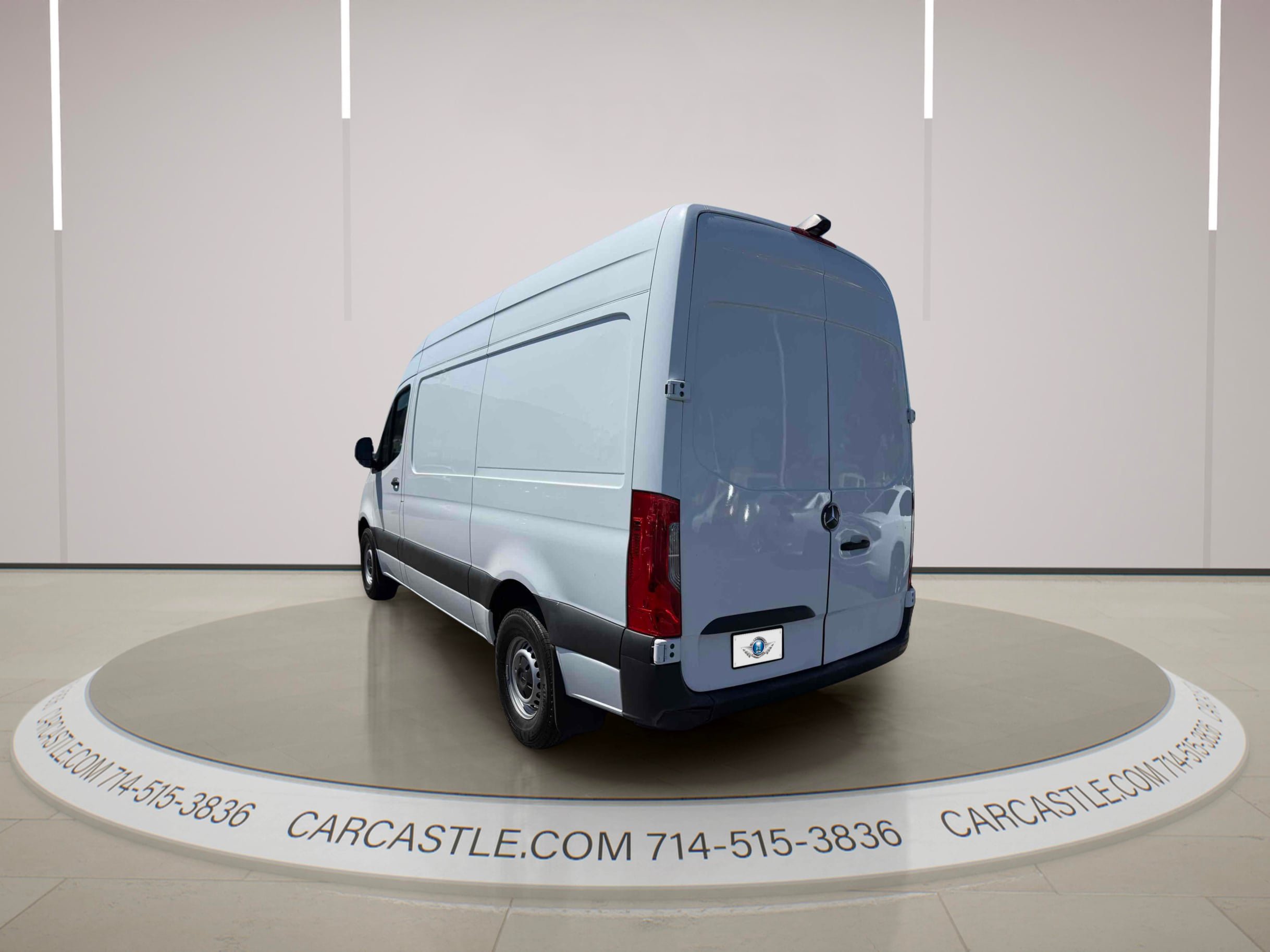 Used 2023 Mercedes-Benz Sprinter 2500 image 3