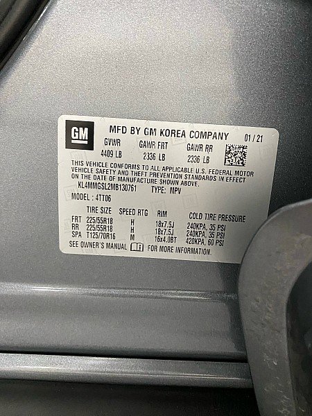 Used 2021 Buick Encore GX Essence w/ Advanced Technology Package image 28