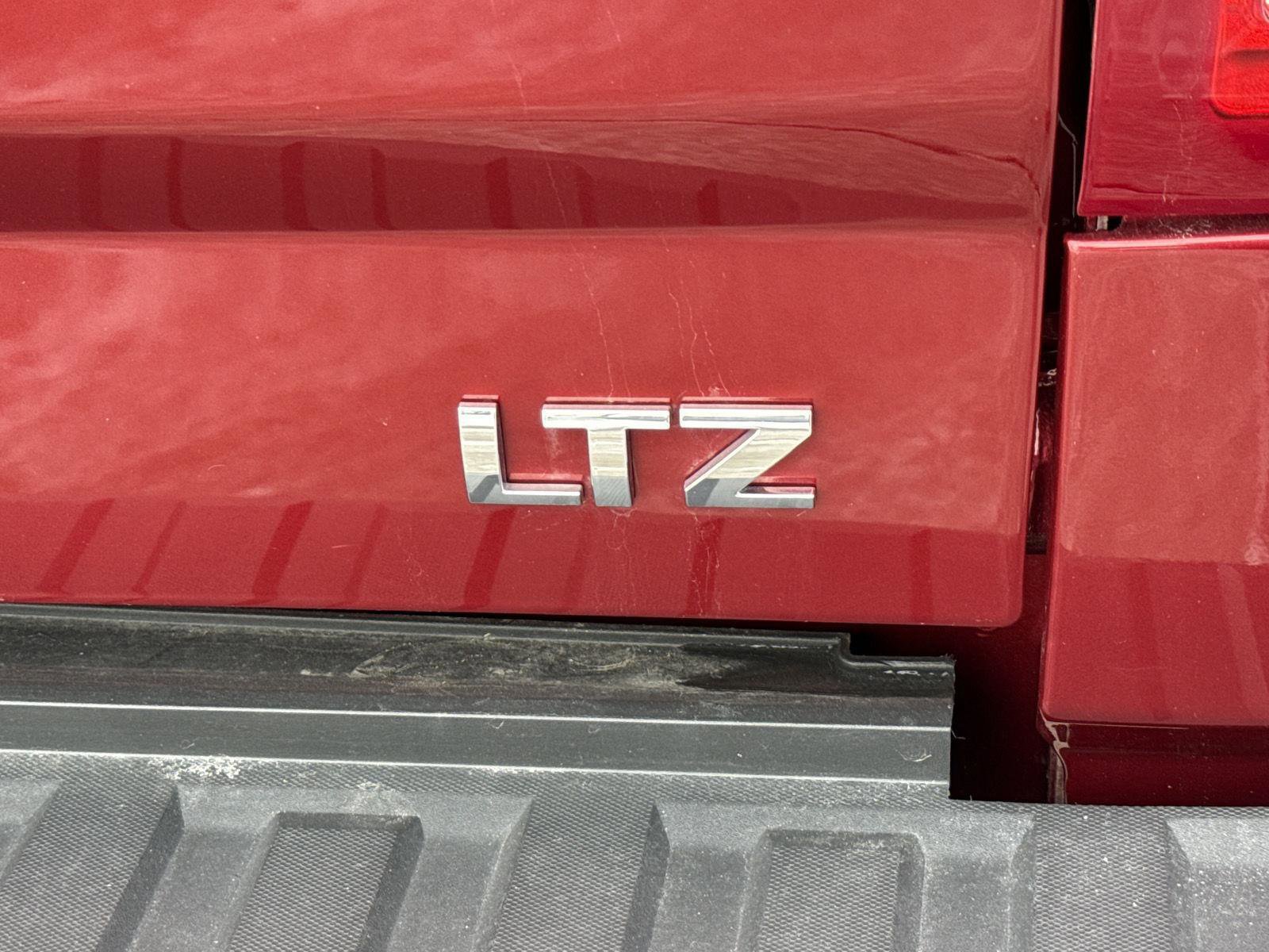 Used 2018 Chevrolet Silverado 1500 LTZ Z71 w/ LTZ Plus Package image 8