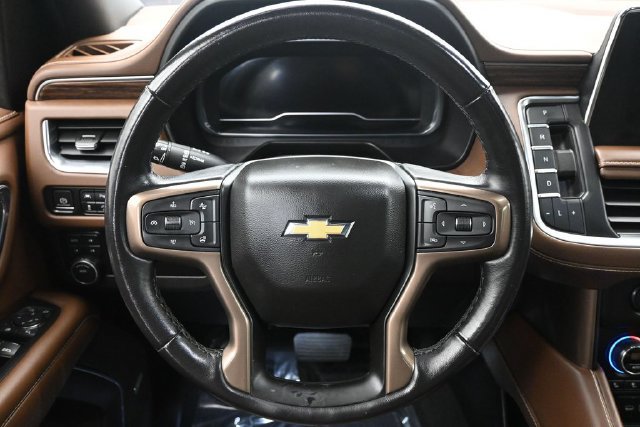 Used 2022 Chevrolet Suburban High Country AWD/4WD image 16