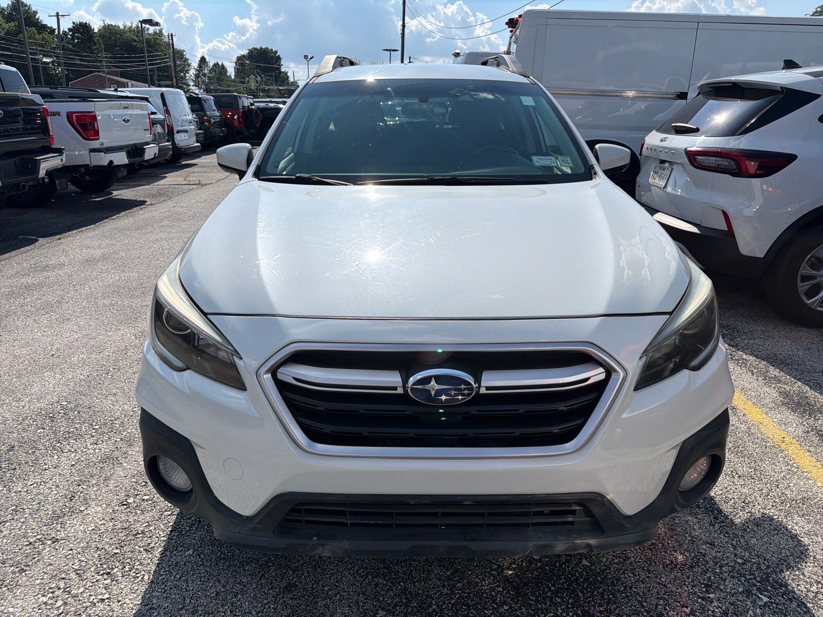 Used 2018 Subaru Outback 2.5i Premium AWD/4WD image 2