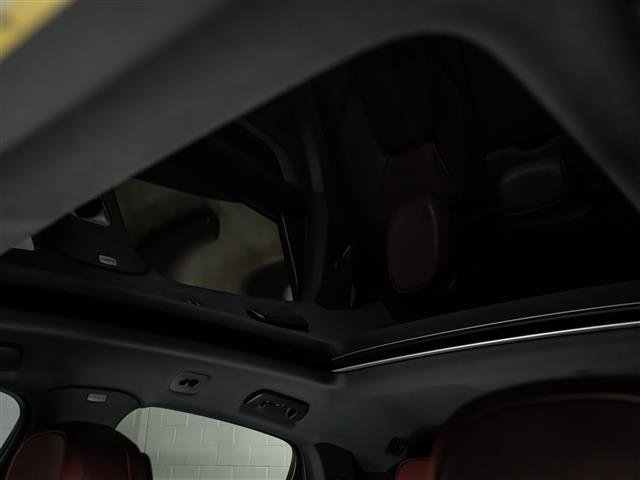 New 2026 Porsche Cayenne S image 18