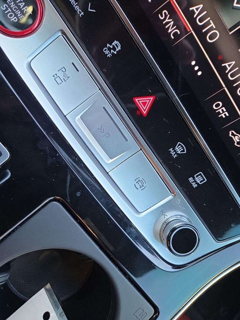 Used 2023 Audi SQ8 Prestige w/ Prestige Package image 37