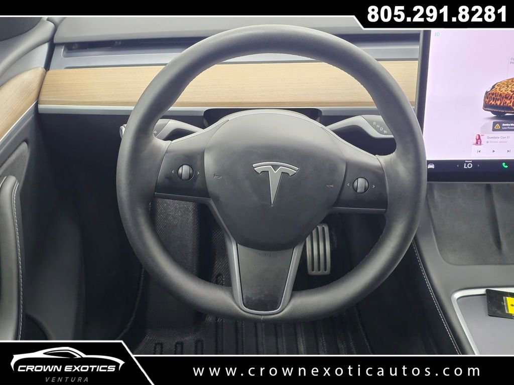 Used 2024 Tesla Model Y Performance image 18