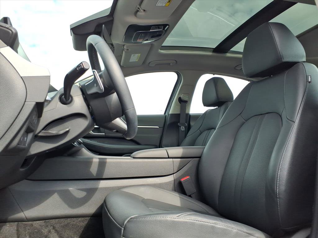 Certified 2024 Hyundai Sonata Limited FWD image 28