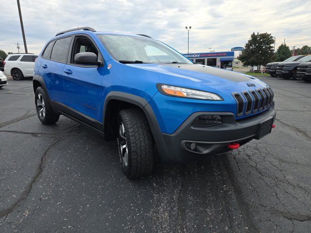 Used 2018 Jeep Cherokee Trailhawk w/ Comfort/Convenience Group AWD/4WD image 8