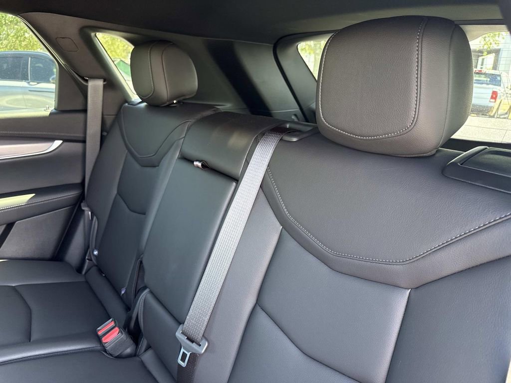 Used 2024 Cadillac XT5 Luxury FWD image 15