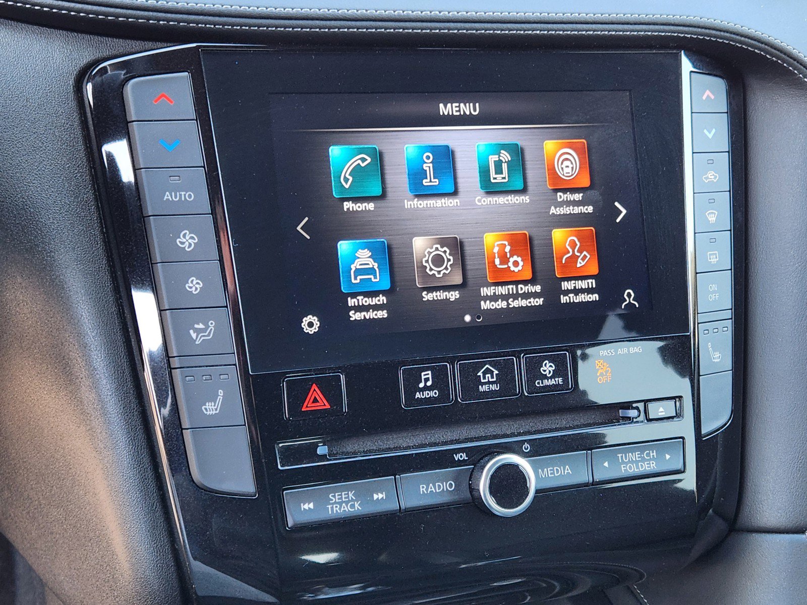 Used 2023 INFINITI QX55 Luxe w/ Cargo Package image 20