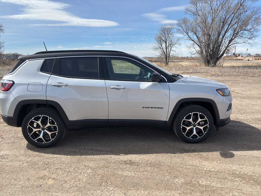 New 2026 Jeep Compass Limited image 31